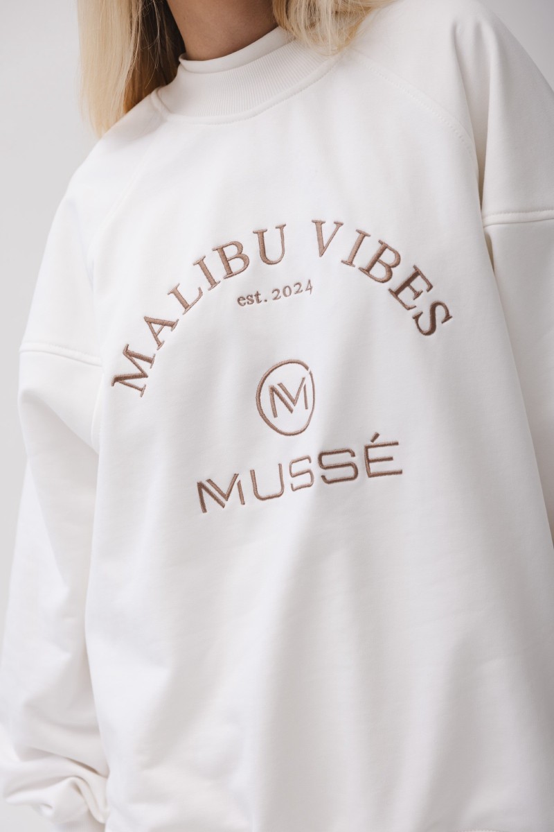 BLUZA MALIBU VIBES WHITE BLUZA MALIBU VIBES WHITE