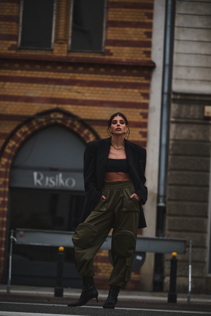 SPODNIE CARGO KHAKI SPODNIE CARGO KHAKI