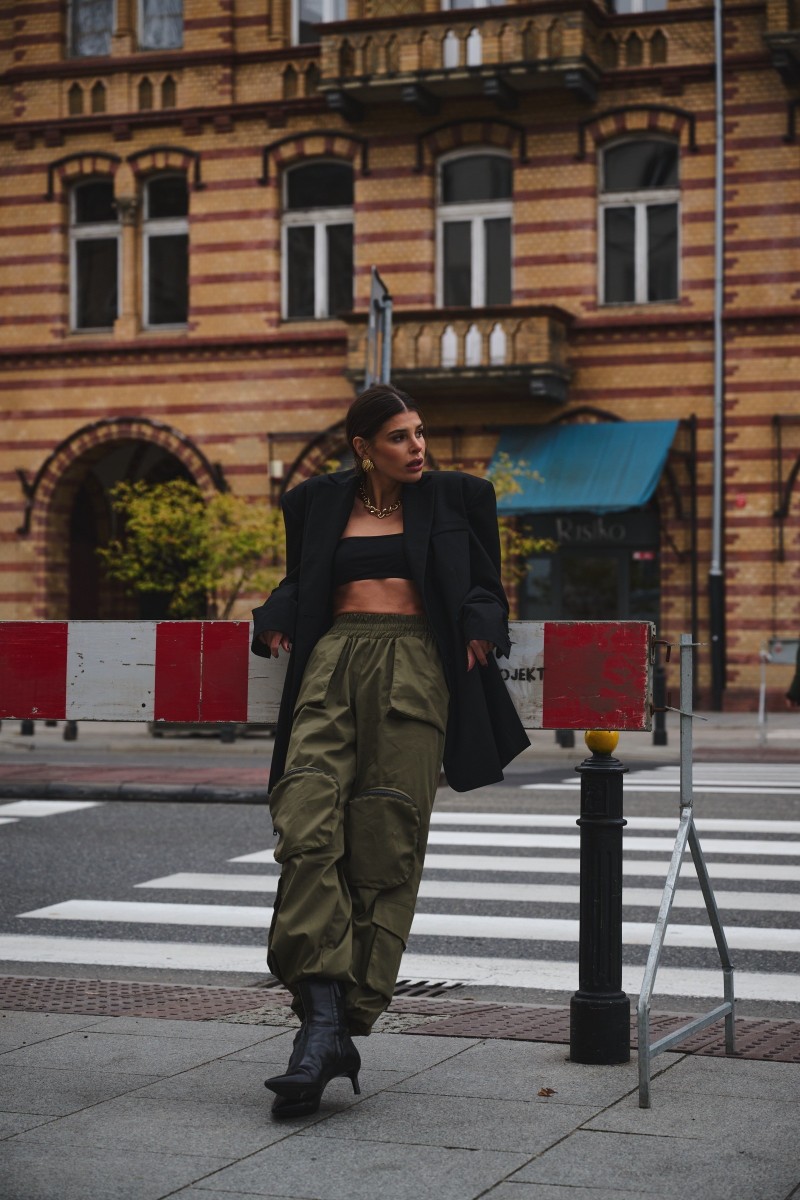 SPODNIE CARGO KHAKI SPODNIE CARGO KHAKI