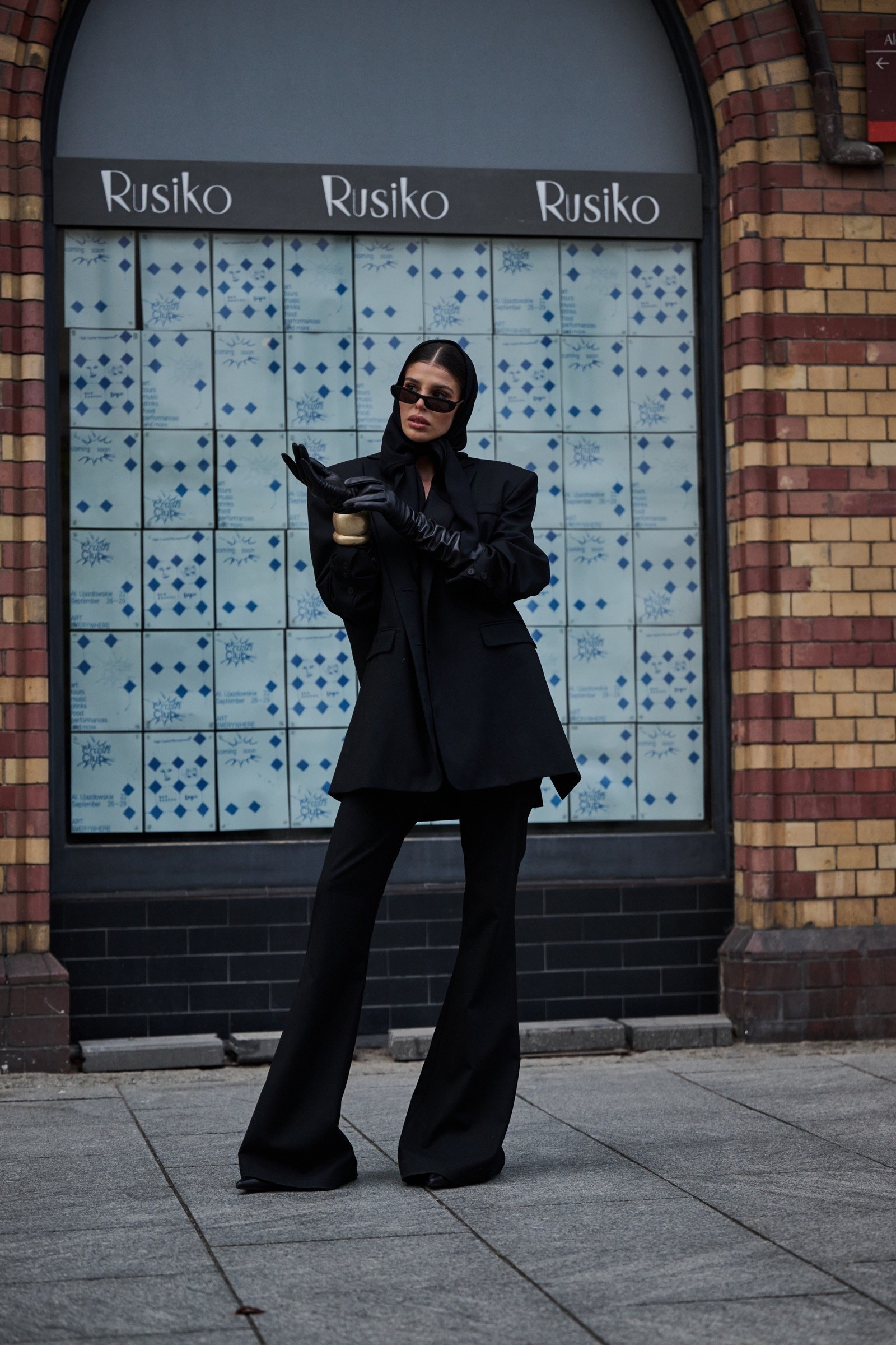 MALONE BLACK TROUSERS