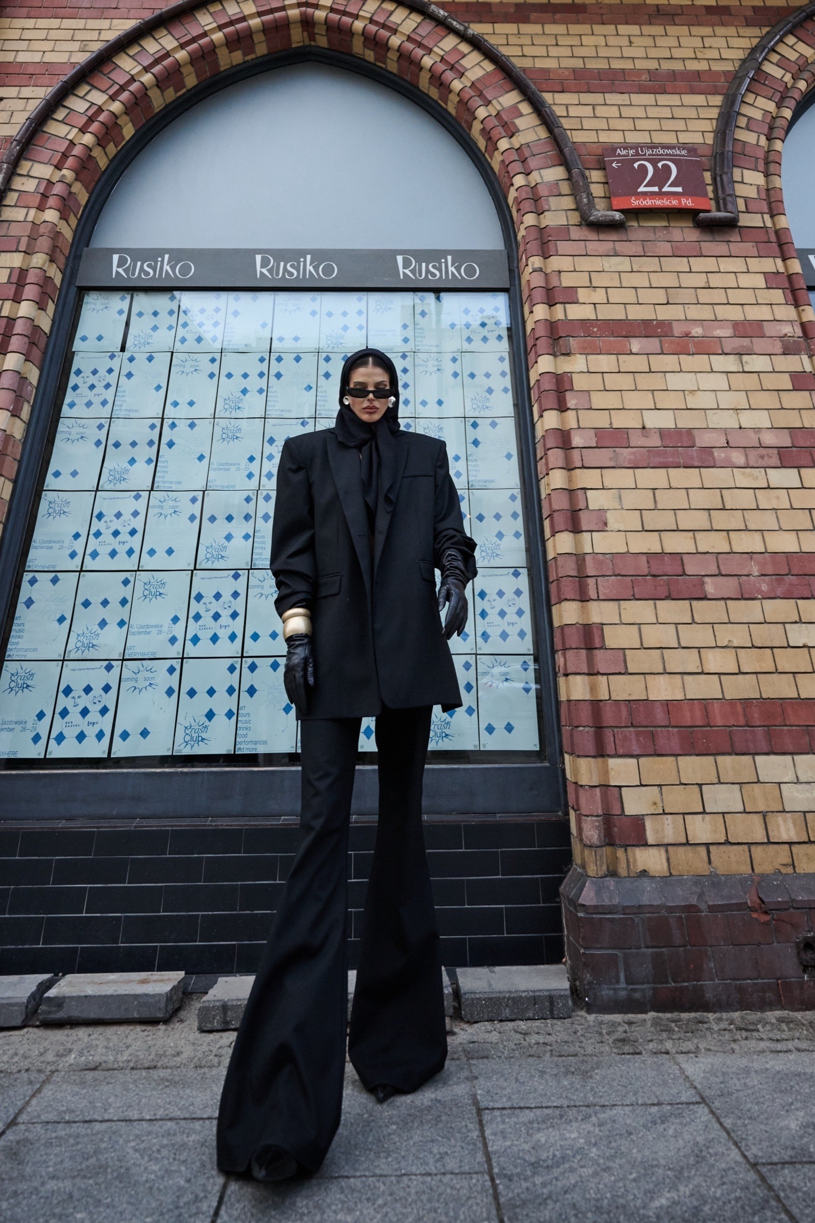 MALONE BLACK TROUSERS