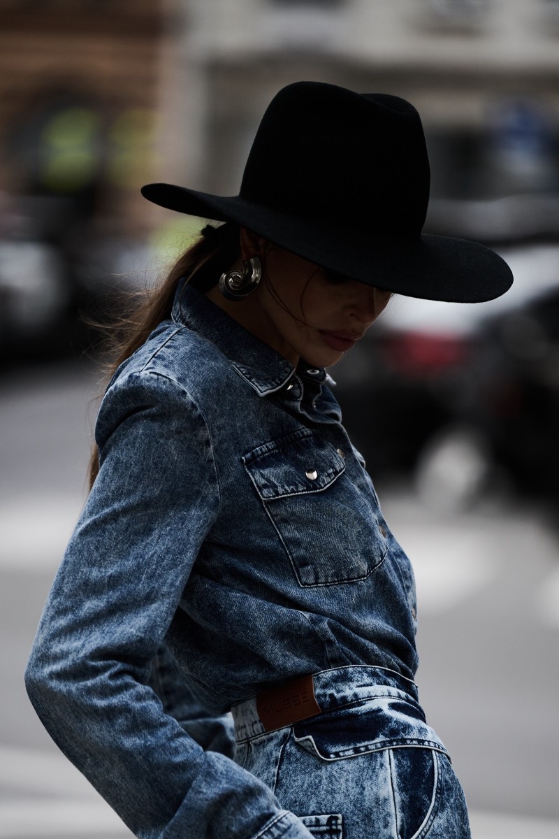 SASSY BLACK HAT SASSY BLACK HAT