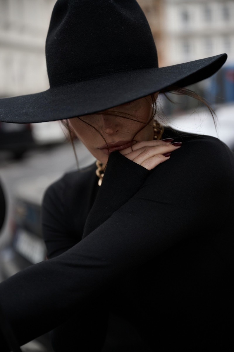 SASSY BLACK HAT SASSY BLACK HAT