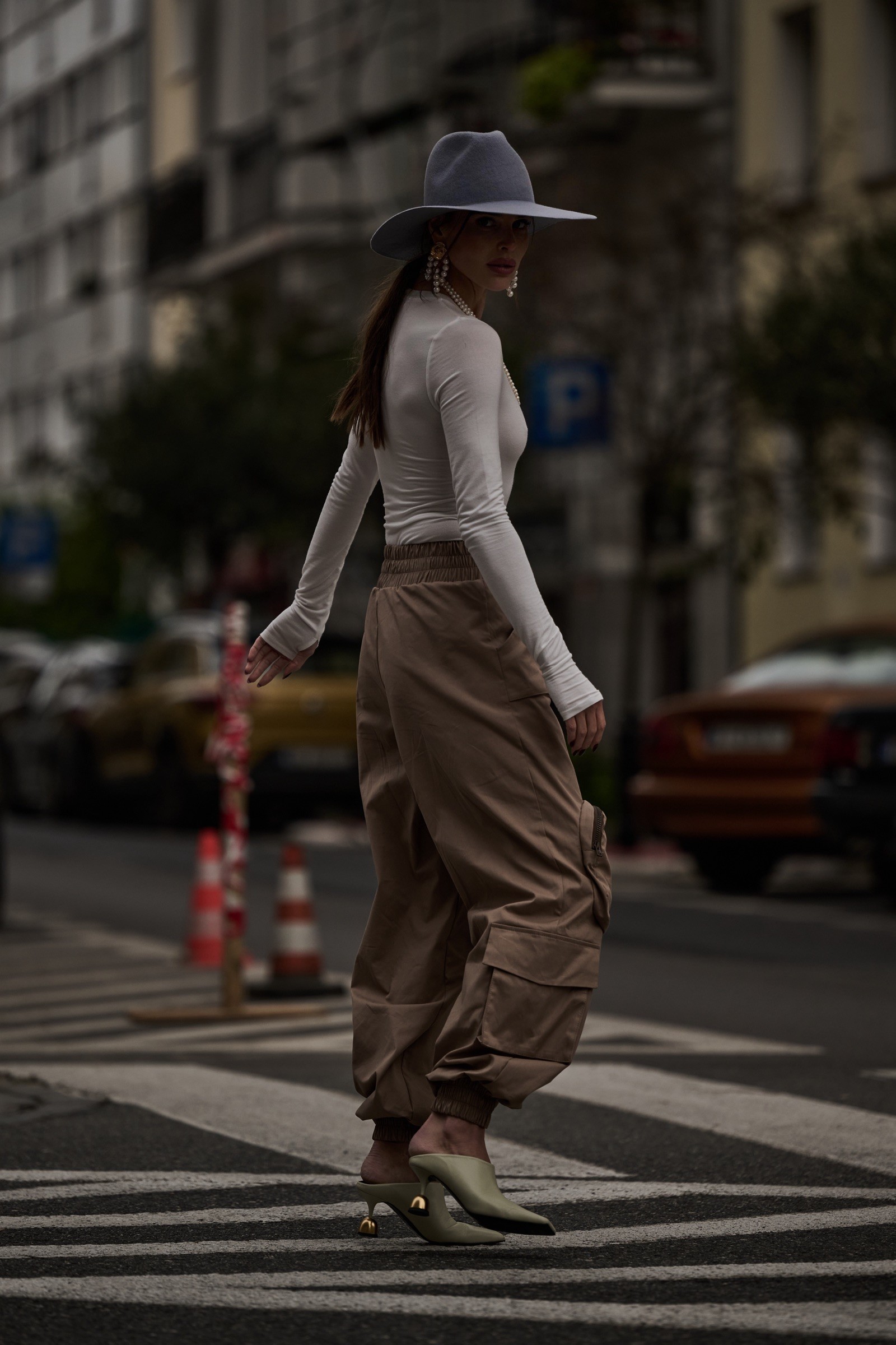 KAPELUSZ SASSY LIGHT GREY