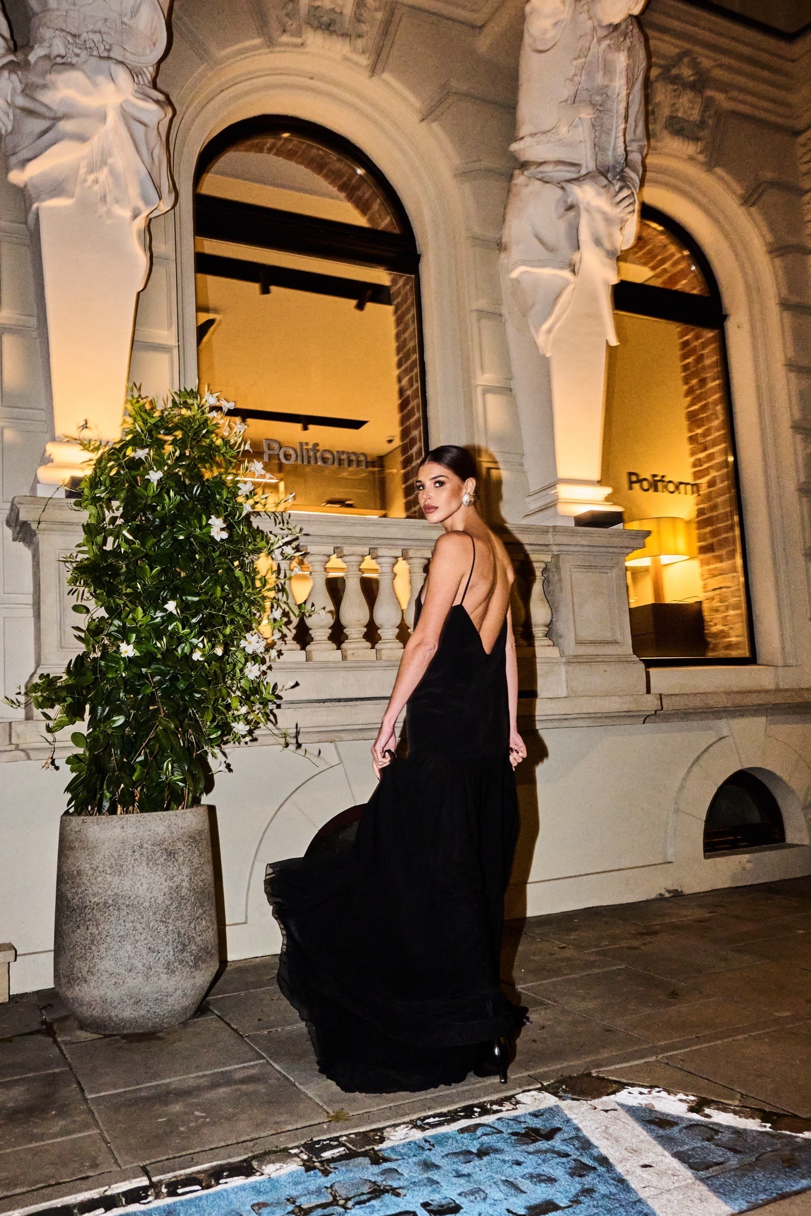 SUKIENKA MOONLIGHT BLACK