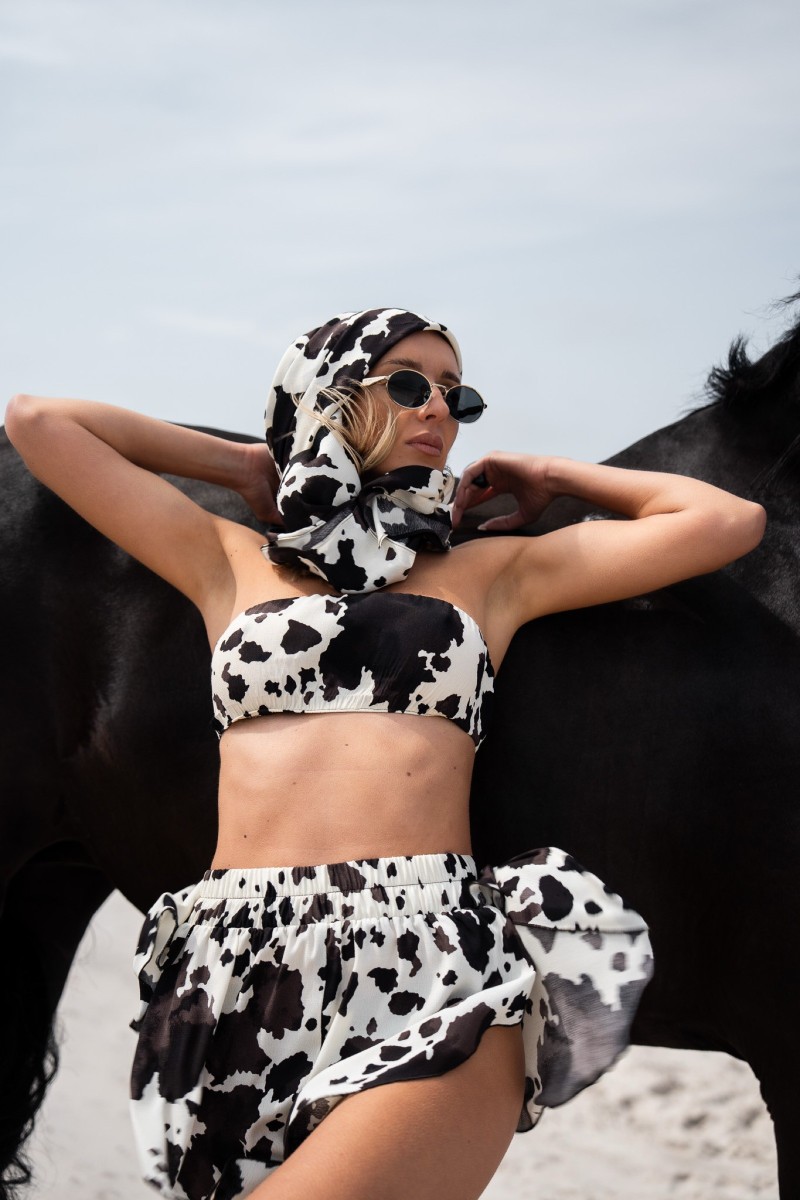 SZORTY LAINI COW SZORTY LAINI COW