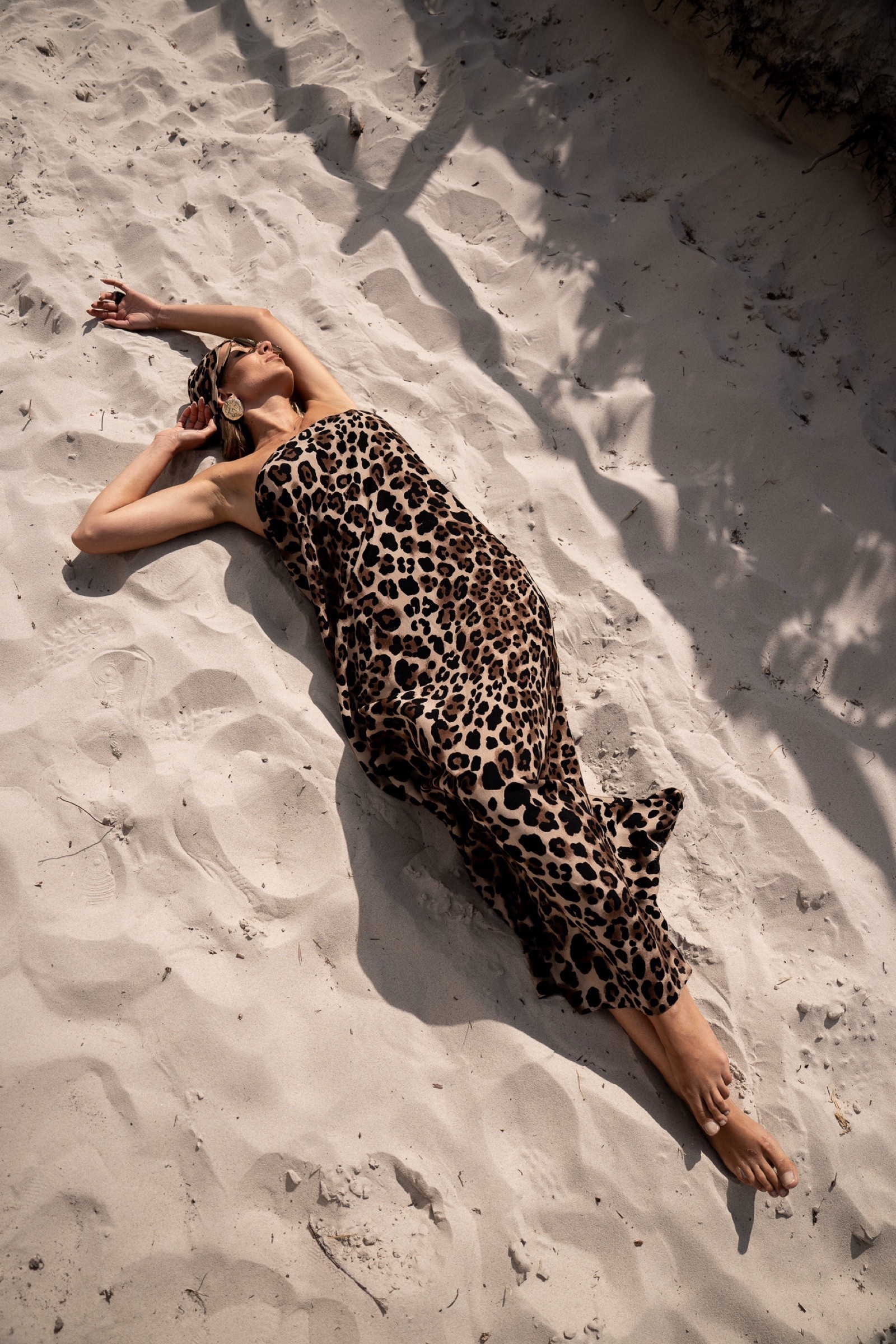 SUKIENKA MESHA LEOPARD