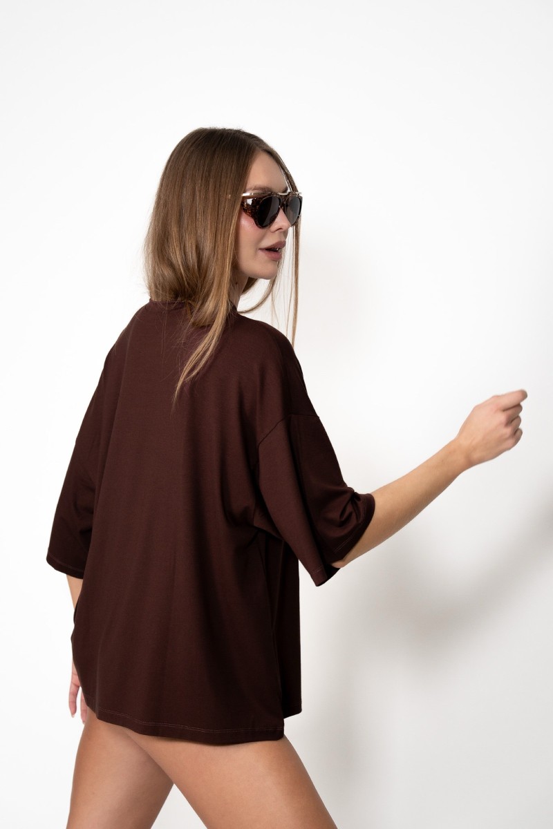 OVERSIZE PLUM CHOCOLATE T-SHIRT OVERSIZE PLUM CHOCOLATE T-SHIRT