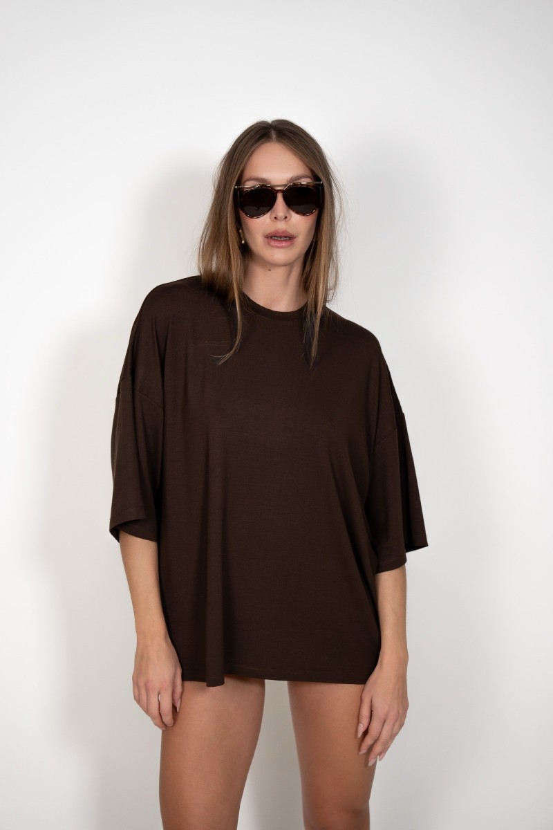 DARK CHOCOLATE OVERSIZE T-SHIRT DARK CHOCOLATE OVERSIZE T-SHIRT